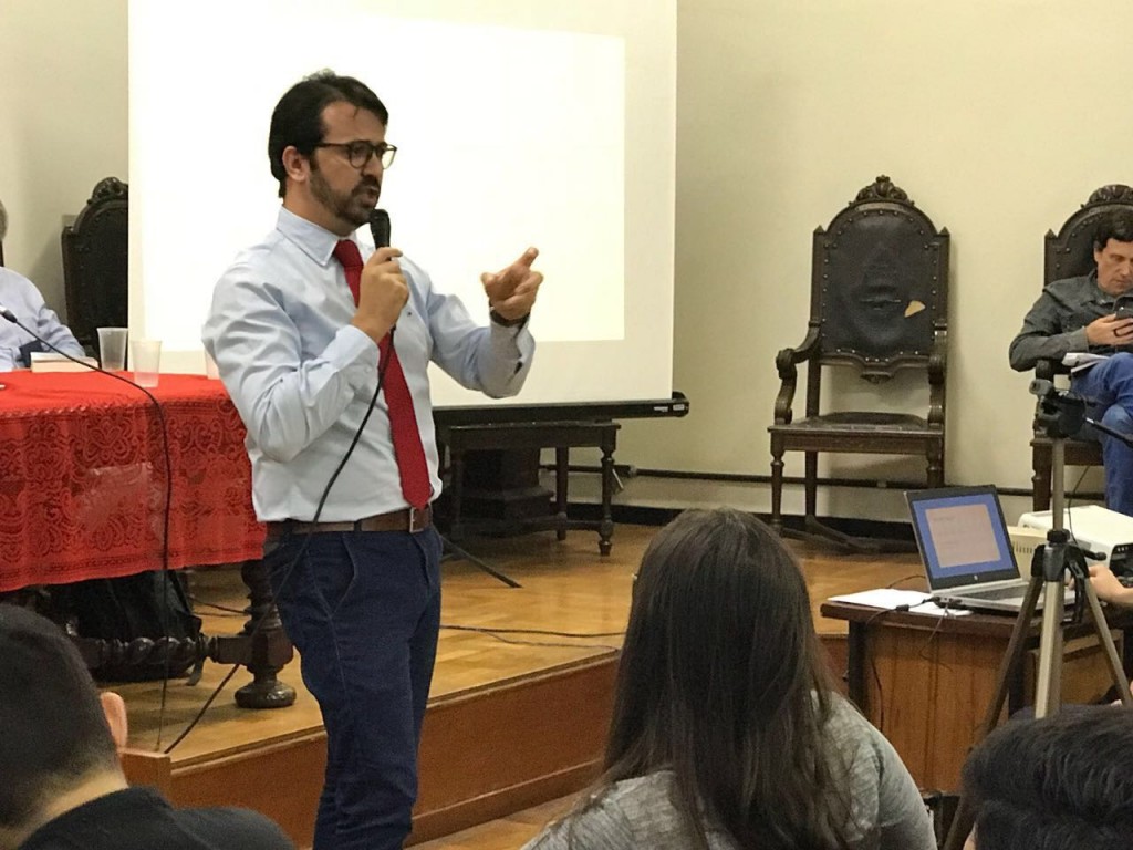 56670146-9271-4EAE-89D2-8D1254CC4312