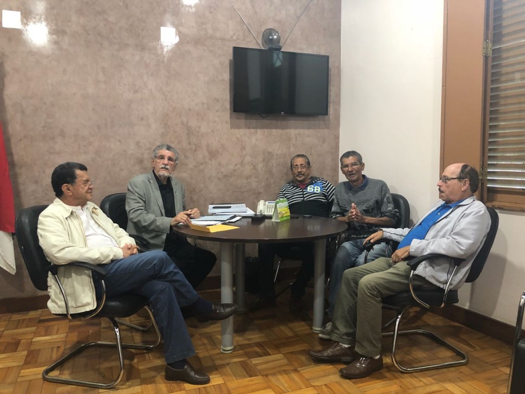 DFCEAA32-1221-48E6-9FF9-6E8AF11FAFA5