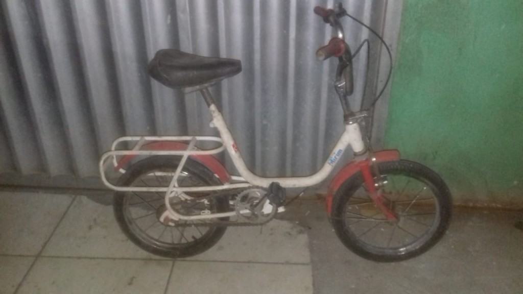 D9D535BD-A720-4B57-B4E0-02C0BF2C2E7B