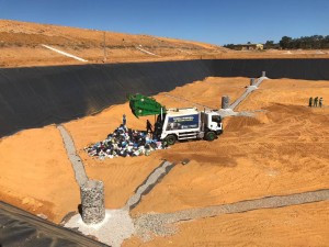 29AB41B8-09FF-45FE-8E5B-BCE229698352